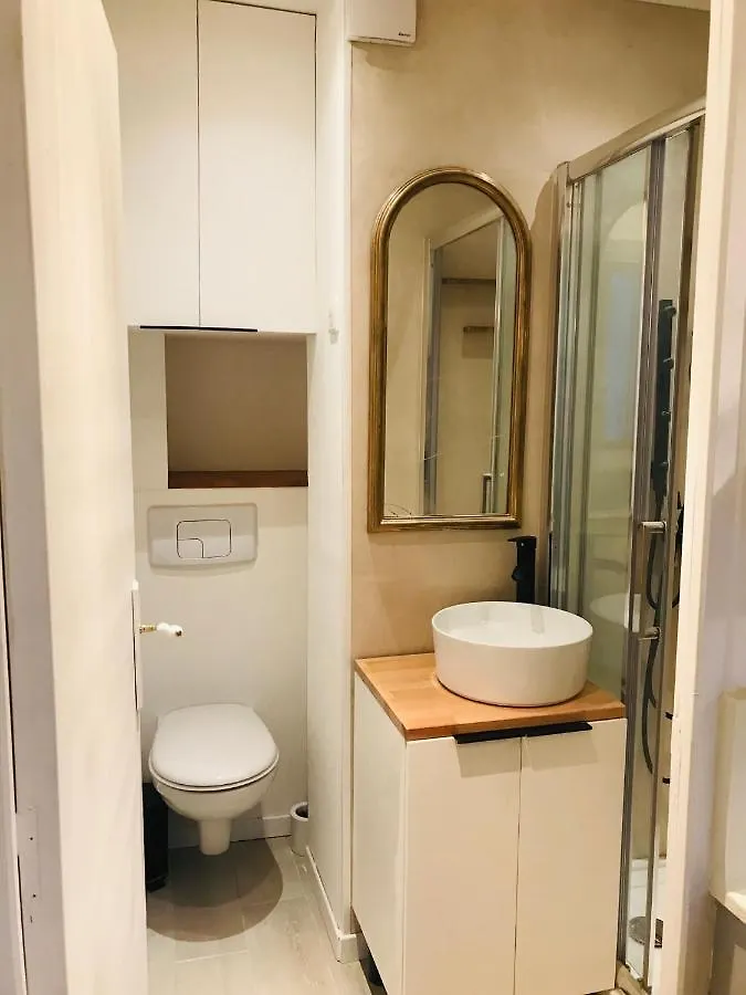Appartement Lovely Studio 1bdr City Center Studio Art déco à Cannes 0*,  France